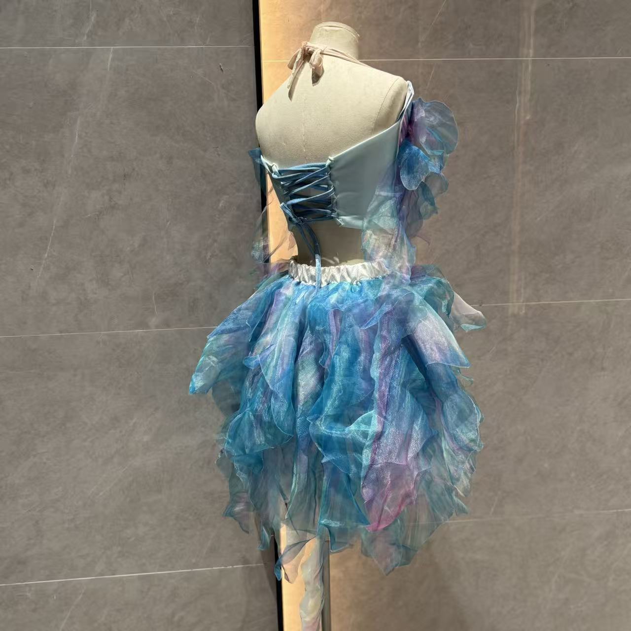 Mermaid Water Dance Skirt Prin - Aquarium & Marine Museum Universiti Malaysia Sabah Kota Kinabalu Sabah Reviews 评论和价格